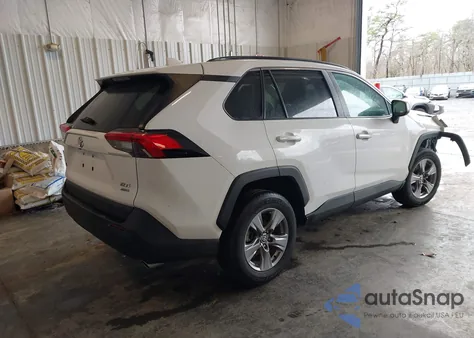 2025 Toyota Rav4 Xle z USA, uszkodzony, nr VIN 2T3P1RFV1SC502339